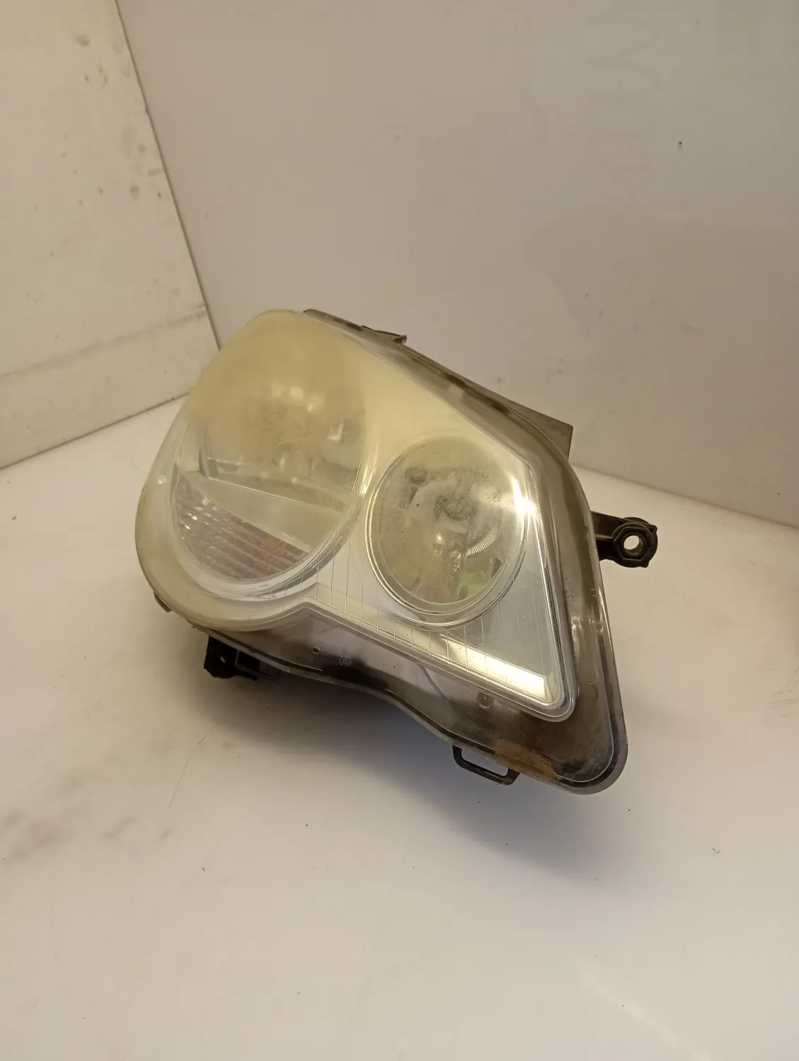 Faro ant. destra Volkswagen Polo (2005 – oggi) 1.2 47 KW benzina 6Q1941008AT BME