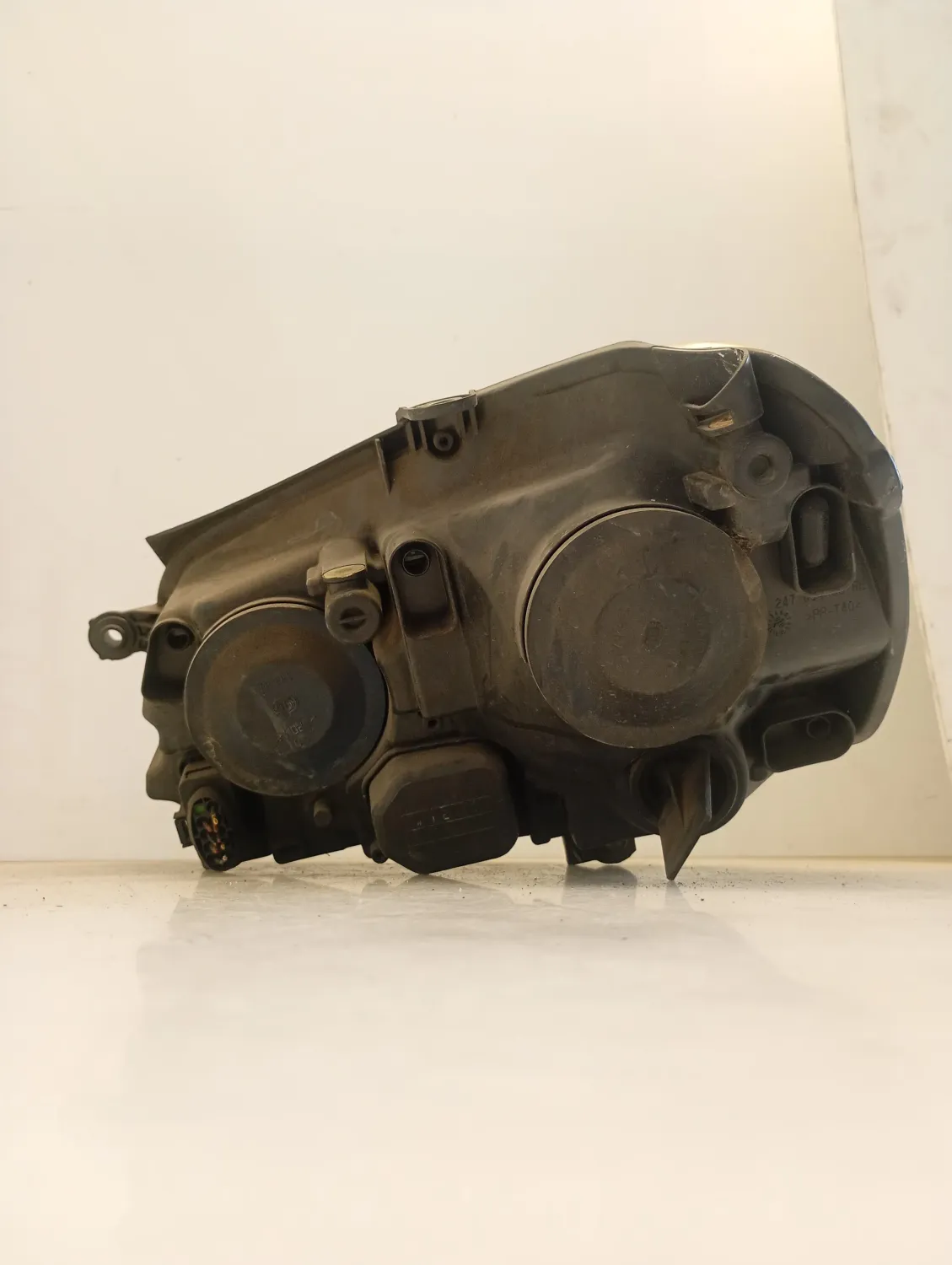 Faro ant. destra Volkswagen Polo (2005 – oggi) 1.2 47 KW benzina 6Q1941008AT BME