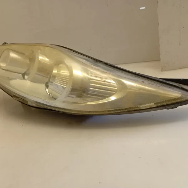 Faro ant. sinistra Ford Fiesta (2008 – 2013) 1.4 50 KW diesel 1740028 F6JD