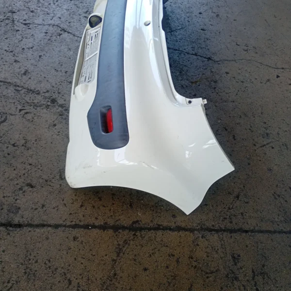 Paraurti posteriore Peugeot 107 (2005 – oggi) 1.0 50 KW benzina 7410Y8 1KR
