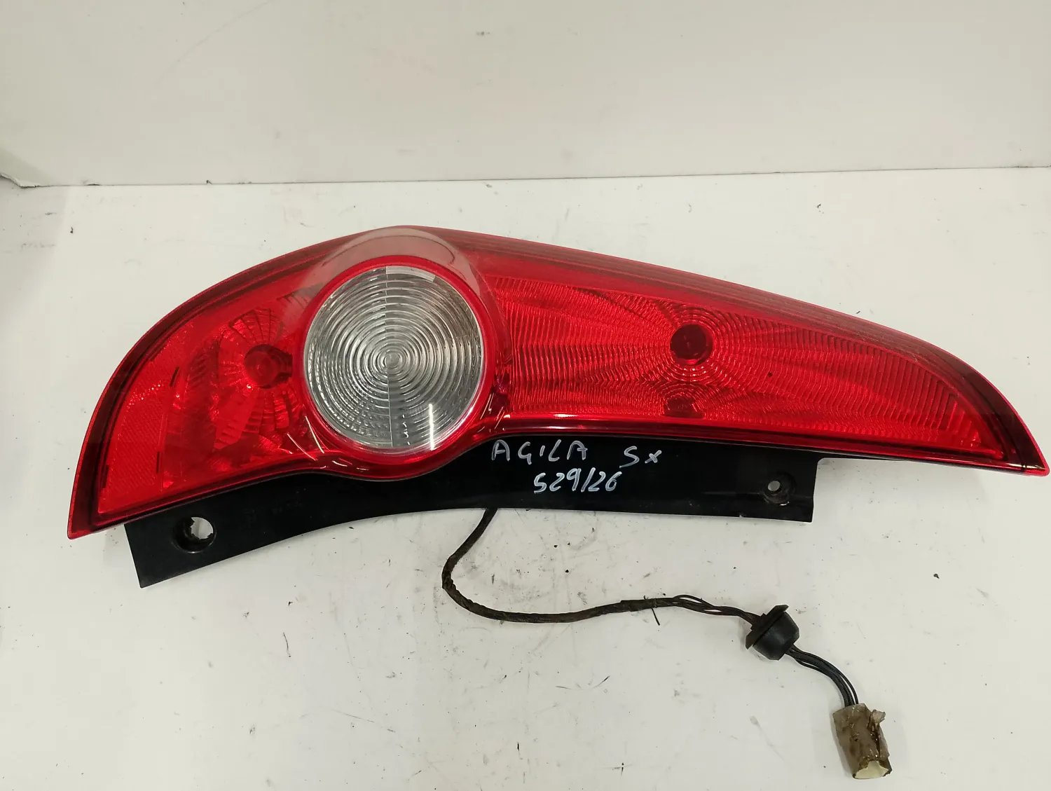 Faro posteriore sinistra Opel Agila (2008 – oggi) 1.0 48 KW benzina 93193683 K10B