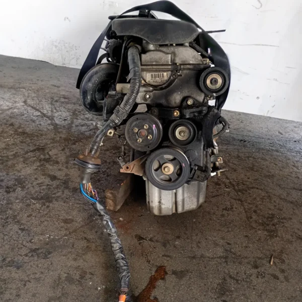 Motore completo Toyota Yaris (2001 – 2005) 1.3 64 KW benzina 2SZ FE