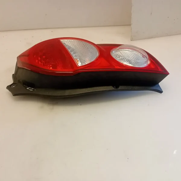 Faro posteriore destra Chevrolet daewoo Spark (2010 – 2015) 1.0 50 KW benzina 95214444 B10D1