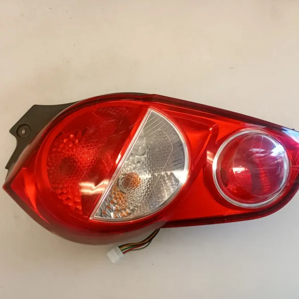 Faro posteriore sinistra Chevrolet daewoo Spark (2010 – 2015) 1.0 50 KW benzina 95214445 B10D1