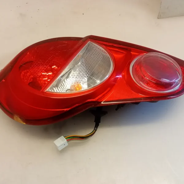 Faro posteriore sinistra Chevrolet daewoo Spark (2010 – 2015) 1.0 50 KW benzina 95214445 B10D1