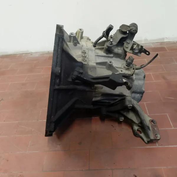 Cambio completo Opel Agila (2000 – 2004) 1.2 55 KW benzina 93191501 Z12XE