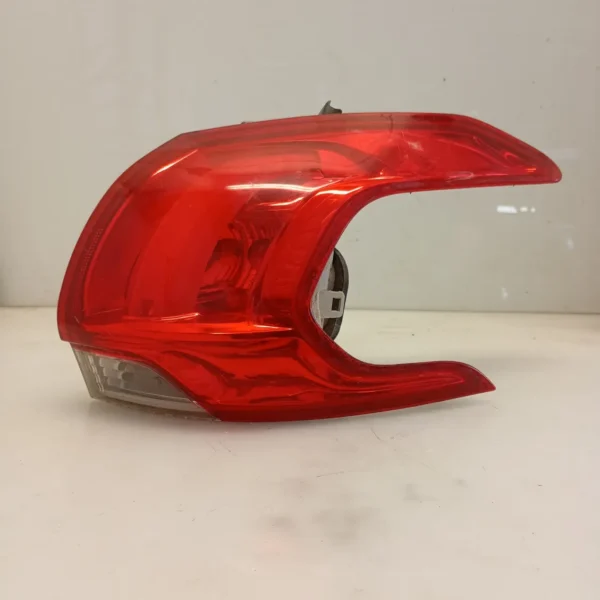 Faro posteriore est. destra Peugeot 2008 (2013 – 2016) 1.6 73 KW diesel 9678074380 BH02