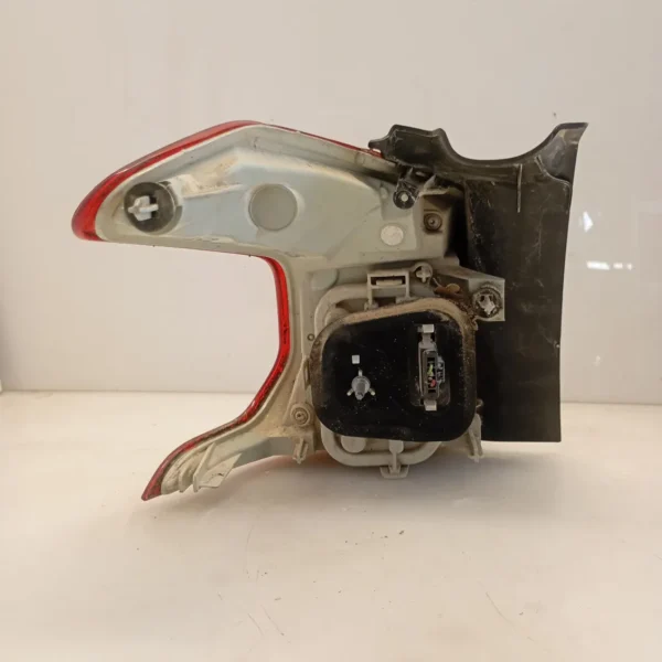 Faro posteriore est. destra Peugeot 2008 (2013 – 2016) 1.6 73 KW diesel 9678074380 BH02