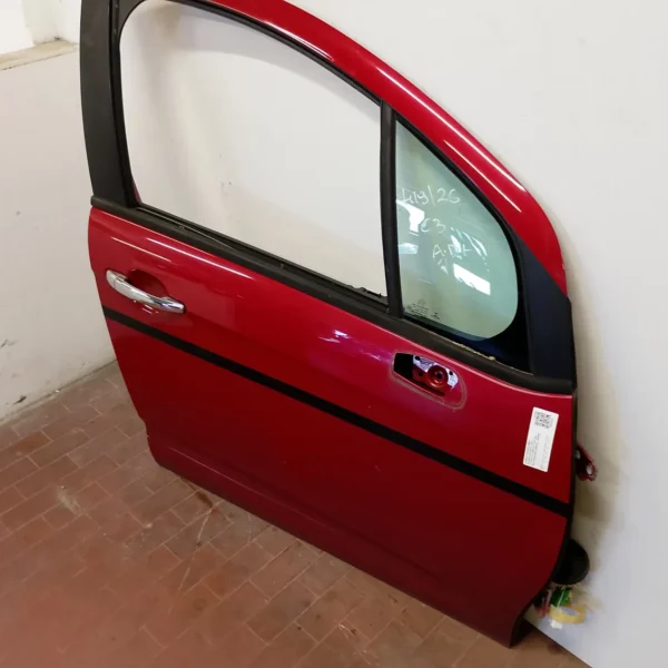 Porta anteriore destra Citroen C3 2a Serie (2013 – 2017) 1.2 60 KW benzina 9004CG HM01