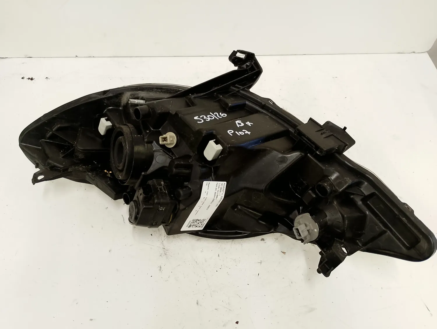 Faro ant. destra Peugeot 107 (2005 – oggi) 1.0 50 KW benzina 620674 1KR
