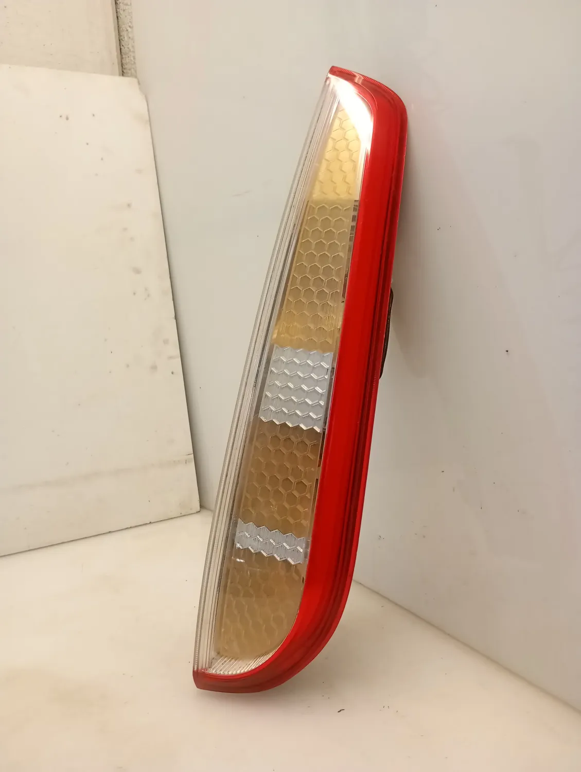 Faro posteriore destra Ford Focus (2008 – 2011) 2.0 107 KW 1520762 SYDA