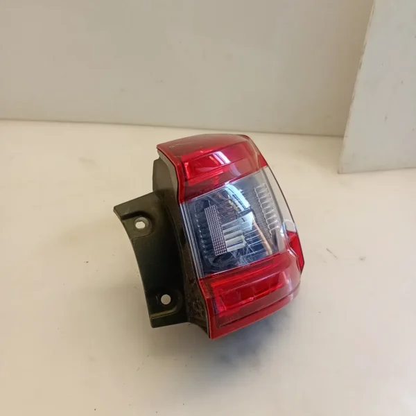 Faro posteriore est. destra Nissan Qashqai (2017 – 2021) 1.5 81 KW diesel 26550HV00A K9K