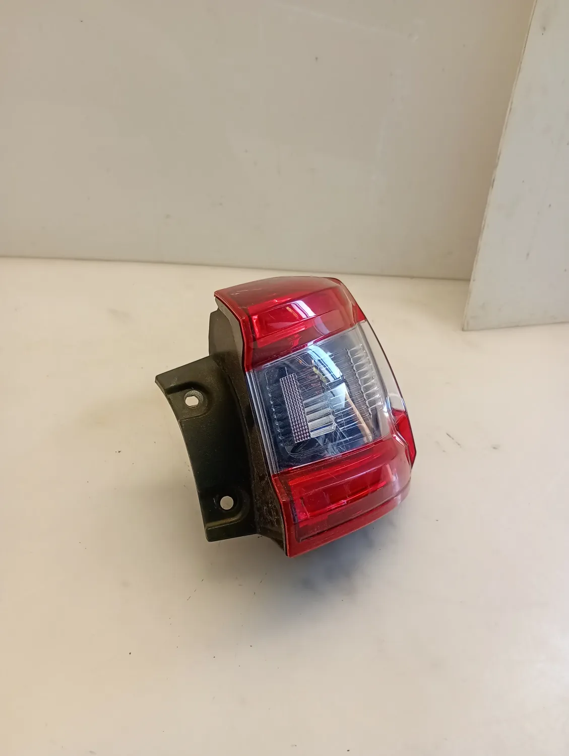 Faro posteriore est. destra Nissan Qashqai (2017 – 2021) 1.5 81 KW diesel 26550HV00A K9K