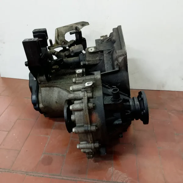Cambio completo Volkswagen Polo (2009 – 2014) 1.2 55 KW diesel 02R300042NX CFW