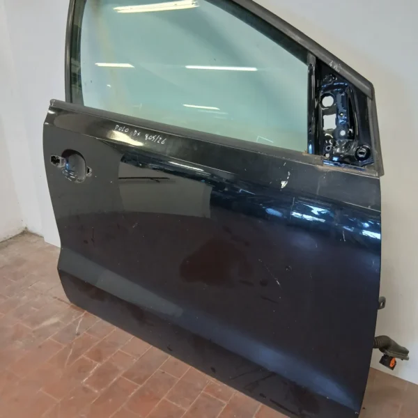 Porta anteriore destra Volkswagen Polo (2009 – 2014) 1.2 55 KW diesel 6R3831056J CFW