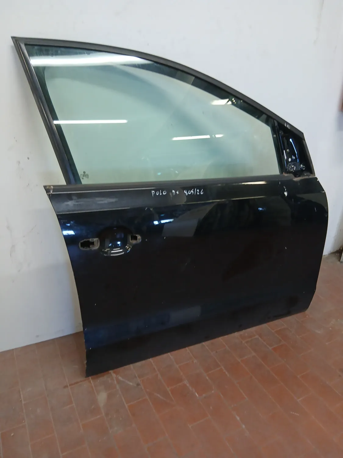 Porta anteriore destra Volkswagen Polo (2009 – 2014) 1.2 55 KW diesel 6R3831056J CFW