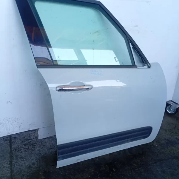 Porta anteriore destra Fiat 500l (2012 – 2018) 1.3 62 KW diesel 1689787780 199B4000