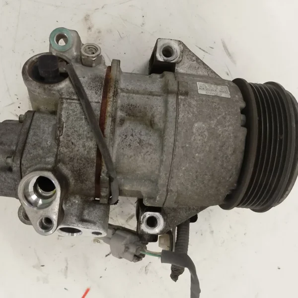 Compressore a/c Toyota Yaris (2005 – 2012) 1.0 51 KW benzina 90105W0033 1KR FE