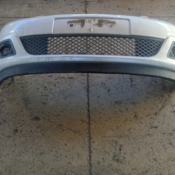 Paraurti anteriore Ford Fiesta (2005 – 2008) 1.2 55 KW benzina 1386201 FUJA