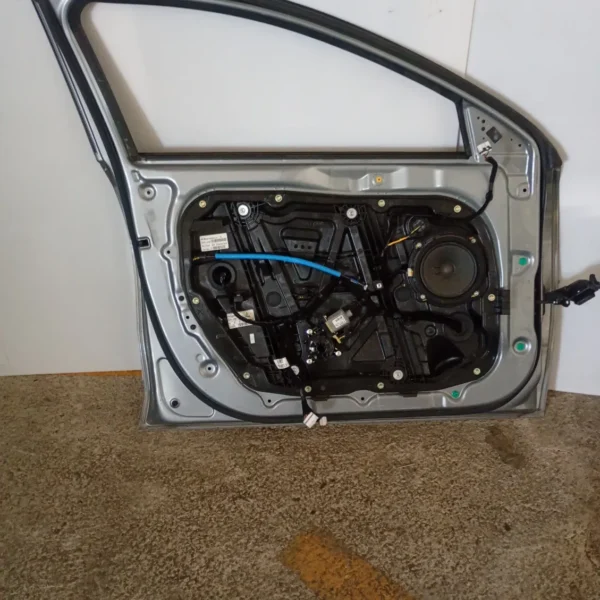 Porta anteriore sinistra Kia Ceed (2018 – oggi) 1.6 85 KW diesel 76003J7000 D4FE