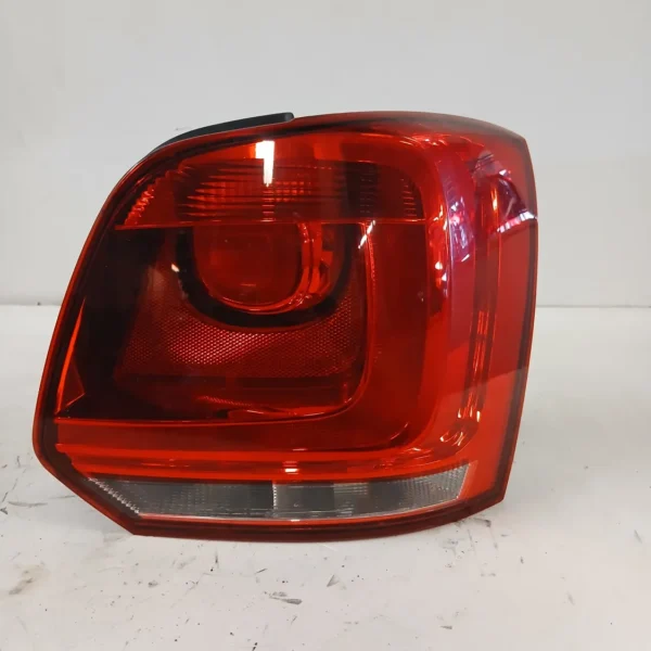 Faro posteriore destra Volkswagen Polo (2009 – 2014) 1.2 55 KW diesel 6R0945096AH CFW