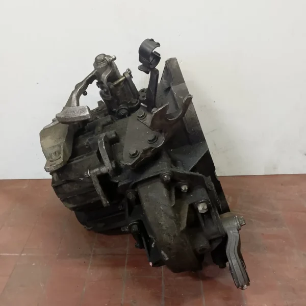 Cambio-6 marce Opel Corsa (2011 – 2015) 1.3 70 KW diesel A13DTR