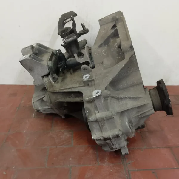 Cambio-6 marce Volkswagen Golf (2003 – 2009) 1.6 85 KW benzina BAG
