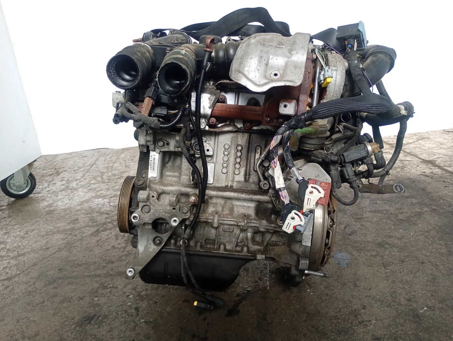 Motore completo Peugeot 5008 (2009 – 2017) 1.6 82 KW diesel 9HR