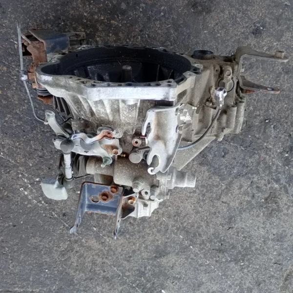 Cambio completo Toyota Celica (1999 – 2006) 105 KW 303002B880 1ZZFE