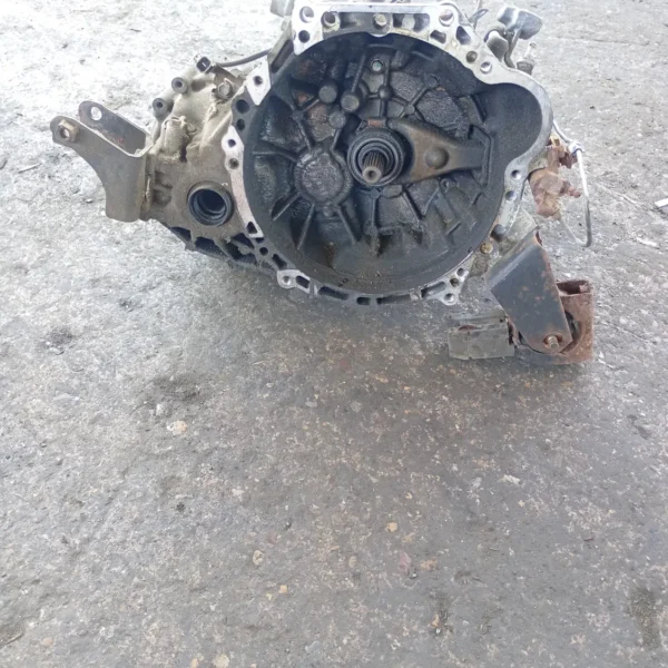 Cambio completo Toyota Celica (1999 – 2006) 105 KW 303002B880 1ZZFE