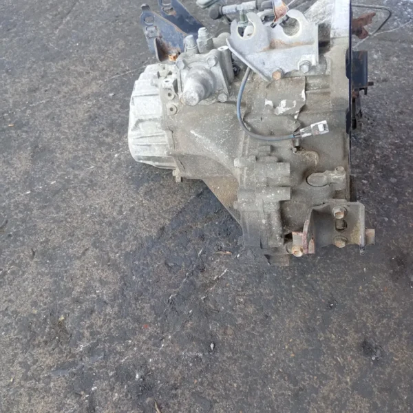 Cambio completo Toyota Celica (1999 – 2006) 105 KW 303002B880 1ZZFE