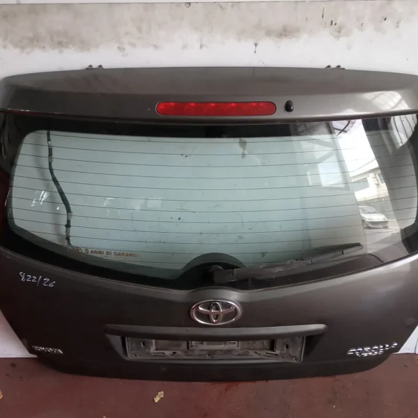 Portellone post. Toyota Corolla Verso (2004 – 2009) 1.6 81 KW benzina 670050F021 3ZZ FE
