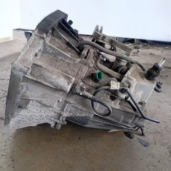Cambio completo Nissan Qashqai (2007 – 2010) 1.5 78 KW diesel 32010JD50A K9K