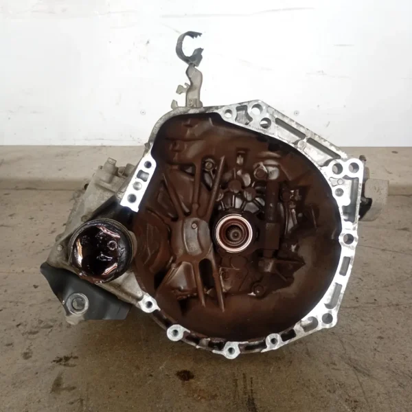 Cambio completo Toyota Yaris (2005 – 2012) 1.0 51 KW benzina 303000D073 1KR FE