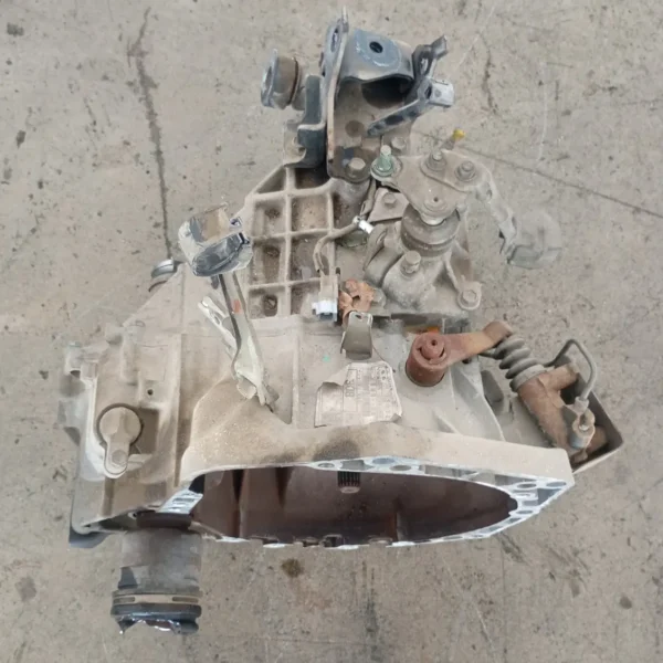 Cambio completo Toyota Yaris (2005 – 2012) 1.0 51 KW benzina 303000D073 1KR FE