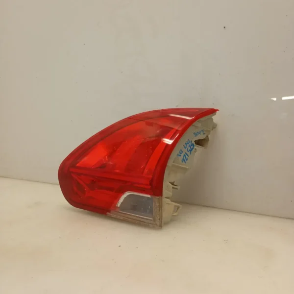 Faro posteriore int. destra Peugeot 2008 (2013 – 2016) 1.6 73 KW diesel 9678074580 BH02