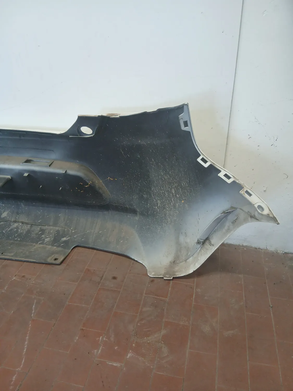 Paraurti posteriore Ford Ka (2008 – 2017) 1.2 51 KW benzina 1580750 169A4000