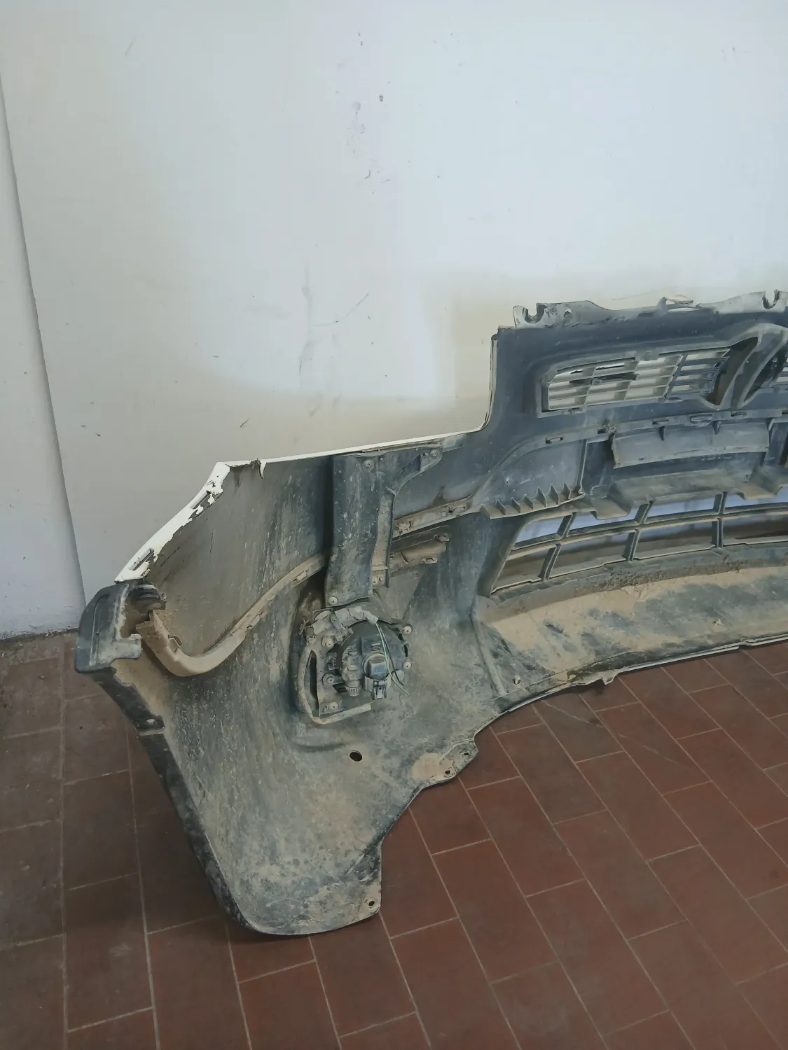 Paraurti anteriore Fiat Sedici 4×4 (2006 – 2011) 2.0 99 KW diesel D20AA