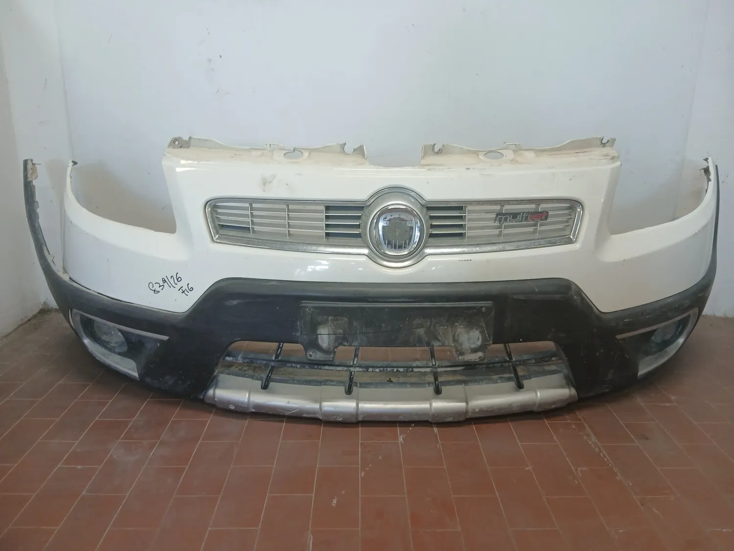 Paraurti anteriore Fiat Sedici 4×4 (2006 – 2011) 2.0 99 KW diesel D20AA