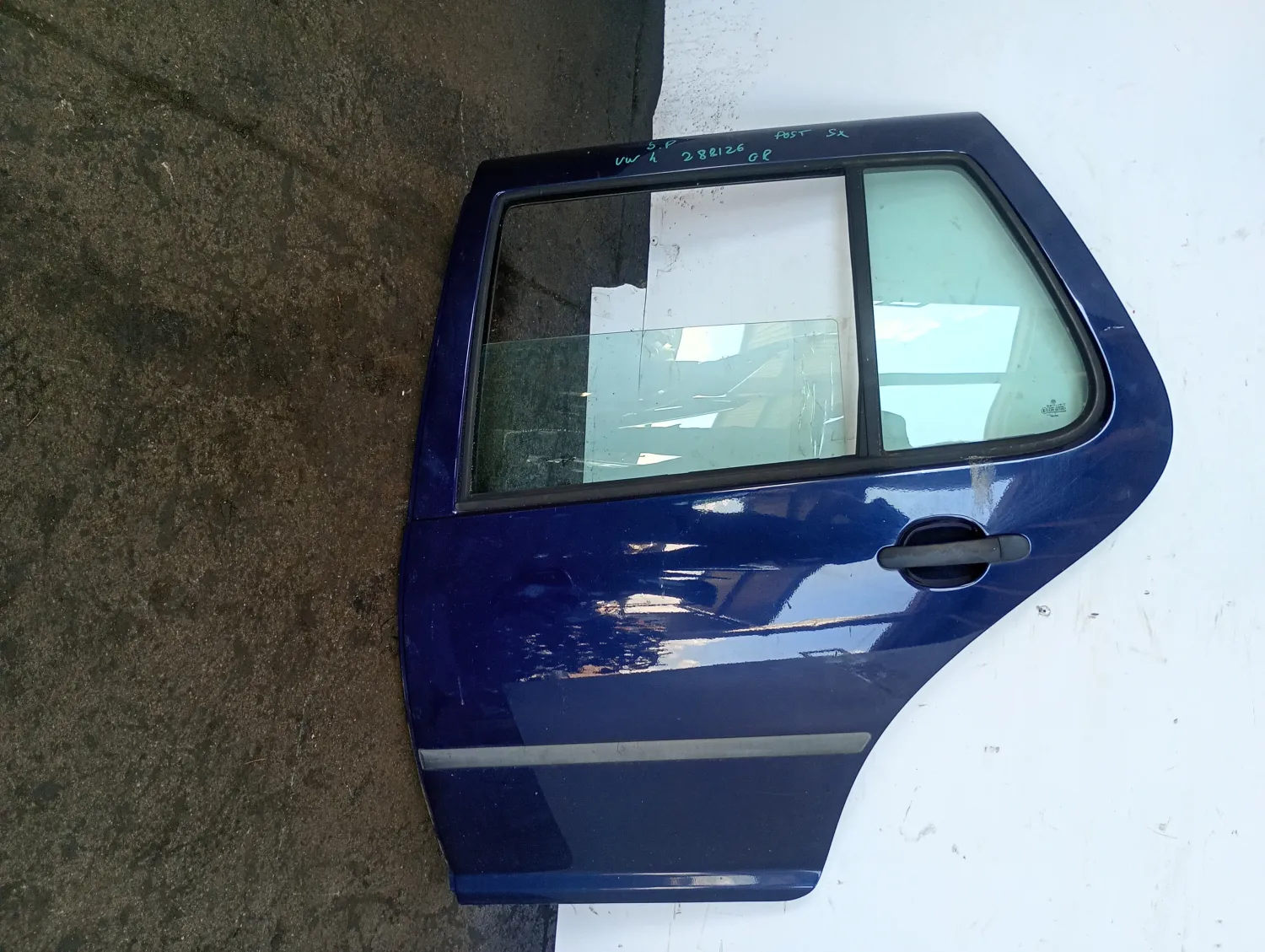 Porta posteriore sinistra Volkswagen Golf (1997 – 2006) 1.6 77 KW benzina 1J6833055F AUS