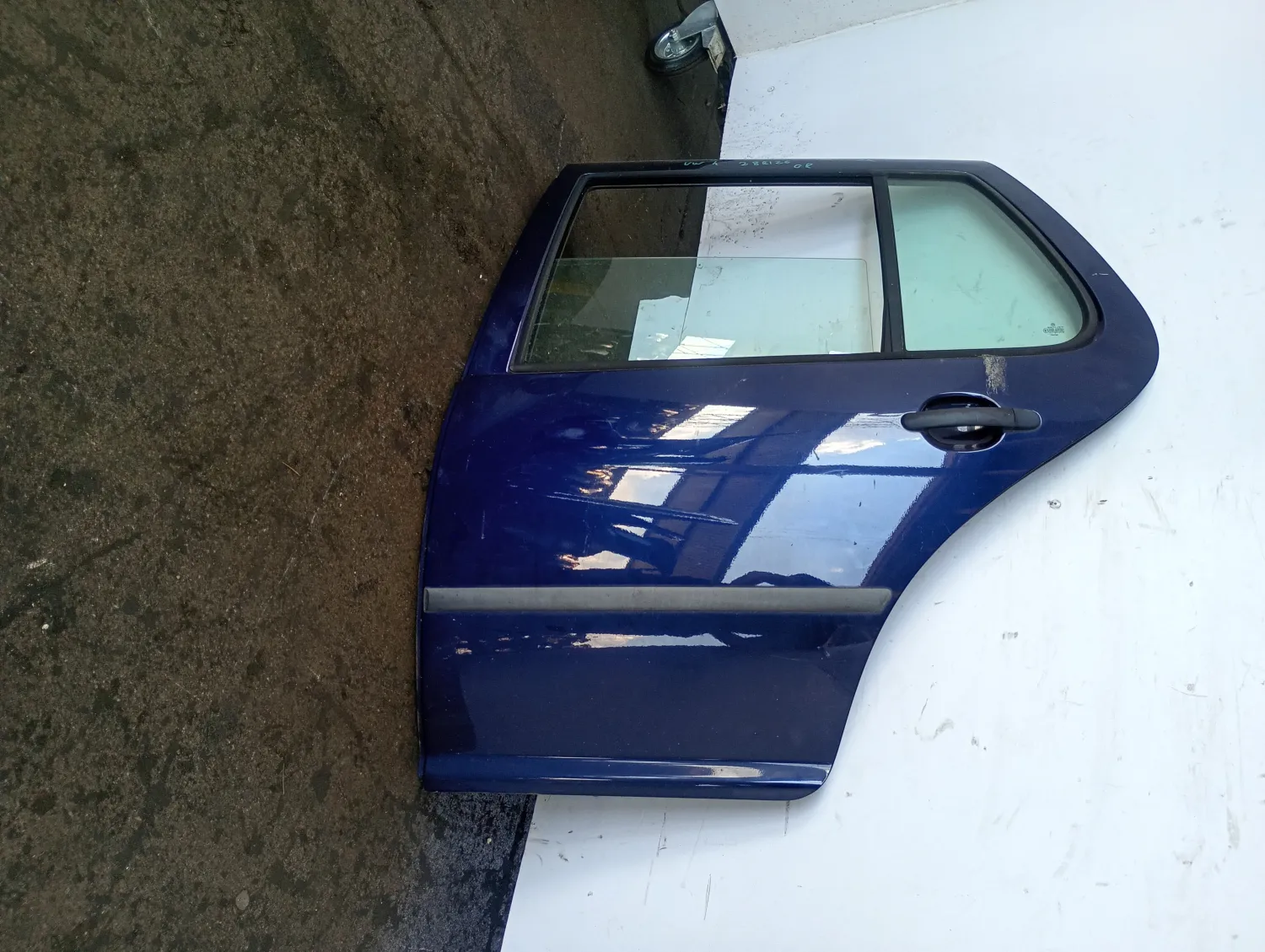 Porta posteriore sinistra Volkswagen Golf (1997 – 2006) 1.6 77 KW benzina 1J6833055F AUS