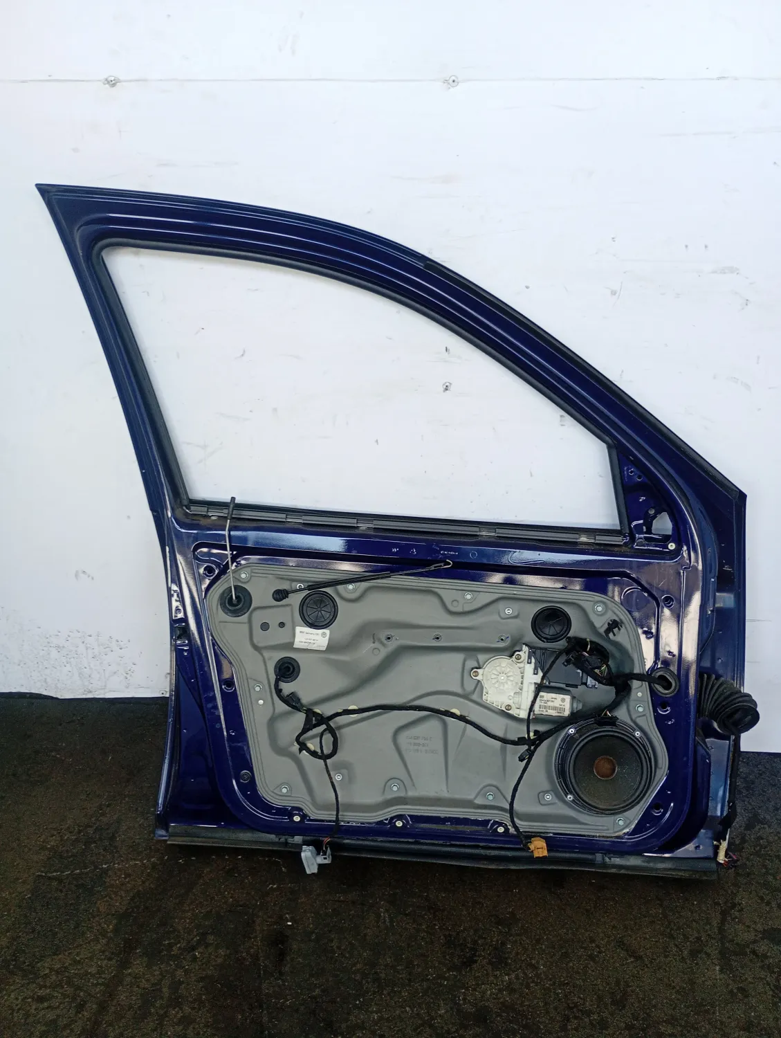 Porta anteriore sinistra Volkswagen Golf (1997 – 2006) 1.6 77 KW benzina 1J4831055H AUS