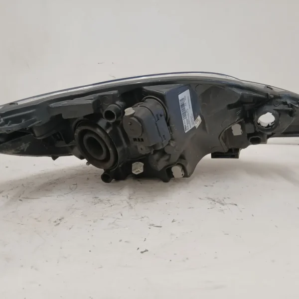 Faro ant. sinistra Peugeot 107 (2005 – oggi) 1.0 50 KW benzina 620874 1KR