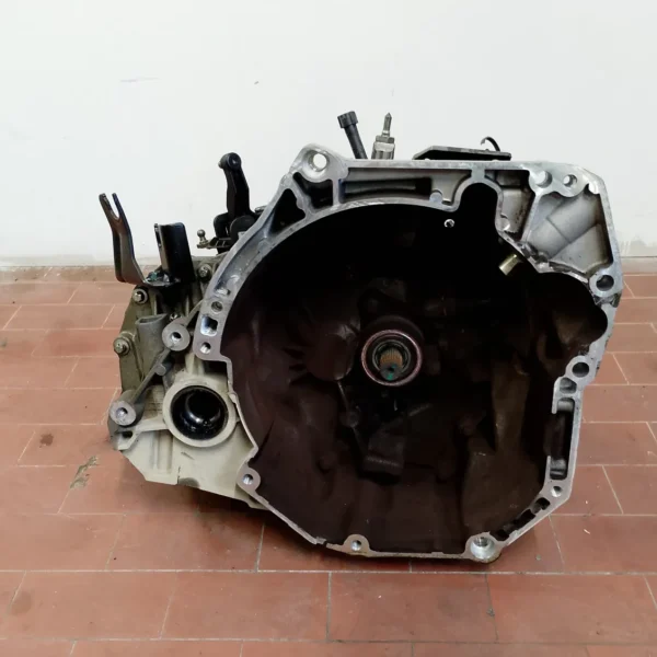 Cambio completo Nissan Micra (2010 – oggi) 1.2 59 KW benzina 3201000Q9H HR12