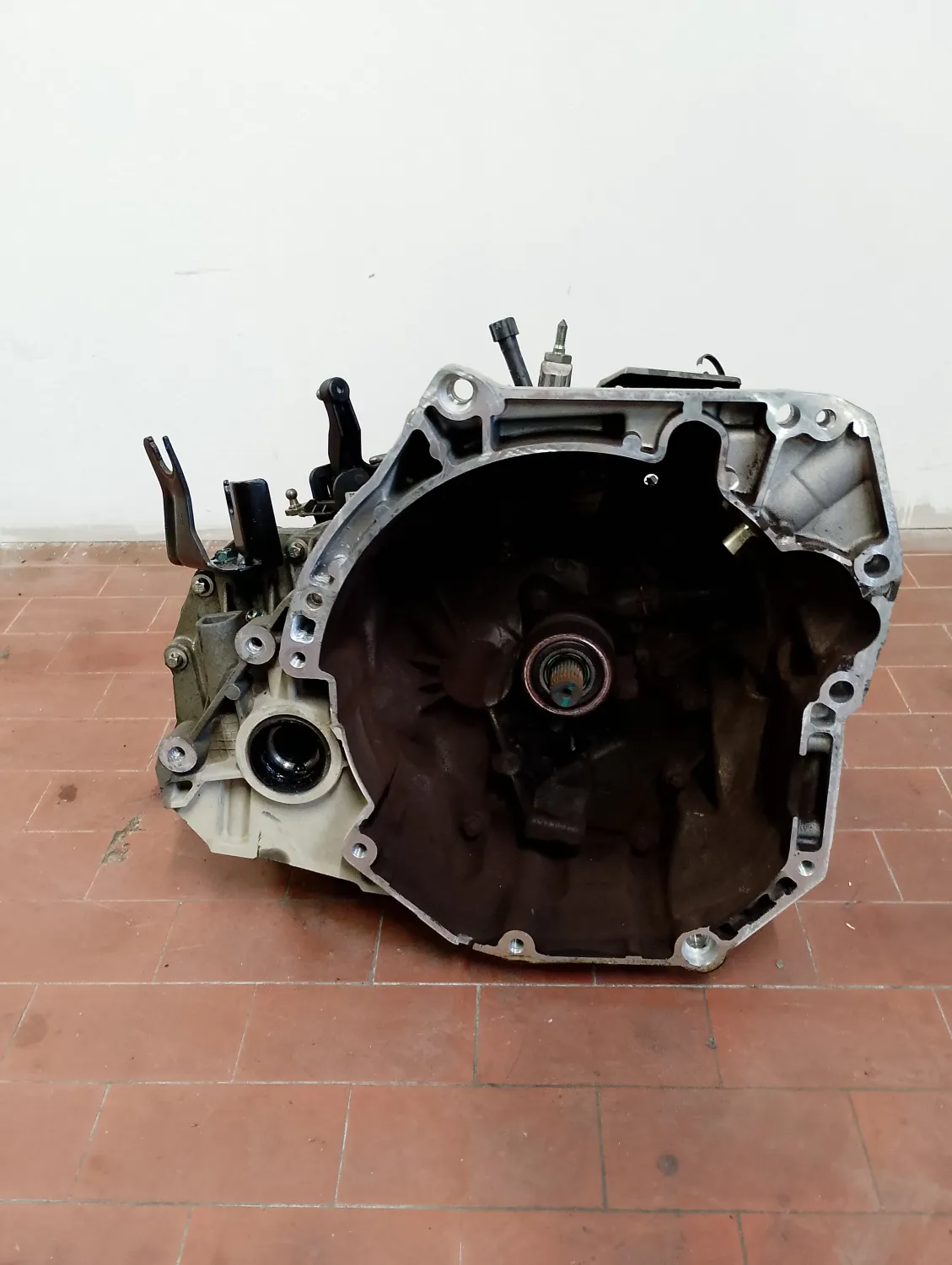 Cambio completo Nissan Micra (2010 – oggi) 1.2 59 KW benzina 3201000Q9H HR12