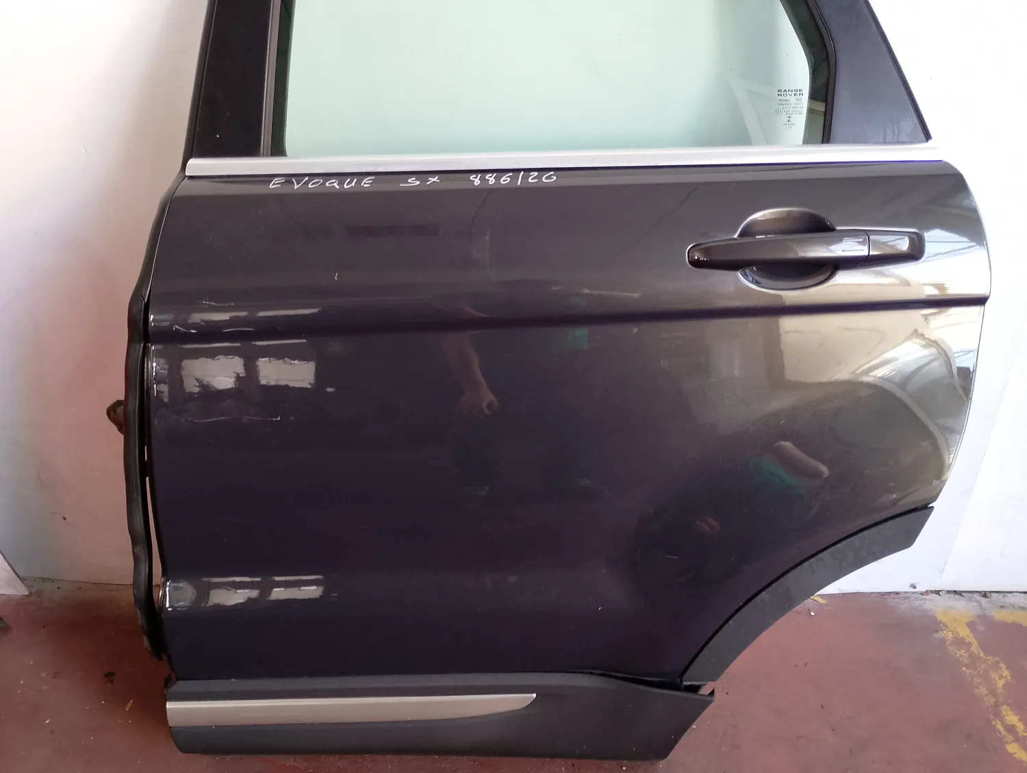 Porta posteriore sinistra Land Rover Range Rover Evoque (2011 – 2019) 2.2 140 KW diesel LR028557 224DT