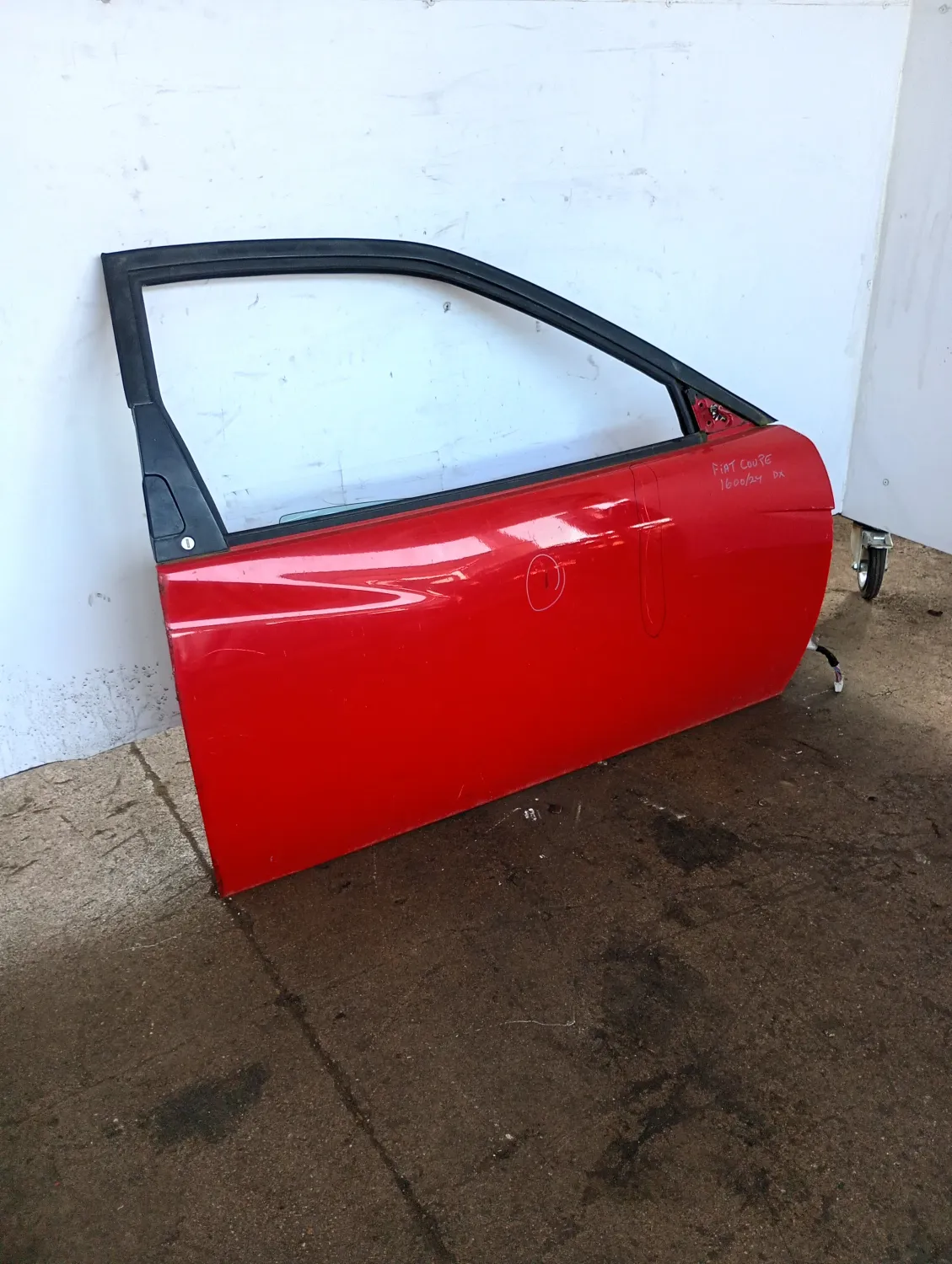 Porta anteriore destra Fiat Coupe’ (1994 – 2000) 1.7 96 KW benzina 46306798 183A1.000
