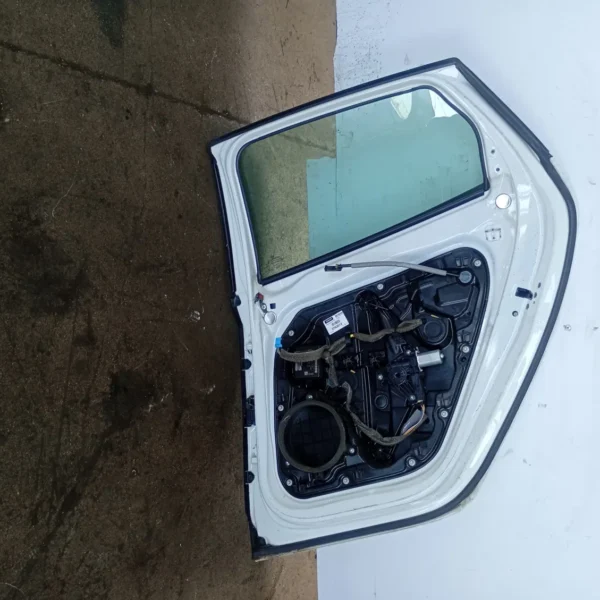 Porta posteriore destra Volvo V40 (2012 – 2016) 1.6 84 KW diesel 32351000 D4162T