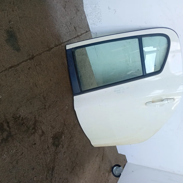 Porta posteriore sinistra Hyundai I20 (2012 – 2015) 1.3 63 KW benzina 770031J010 G4LA