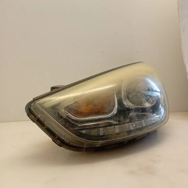 Faro ant. sinistra Hyundai Ix35 (2010 – 2015) 1.7 85 KW diesel 921012Y610 D4FD
